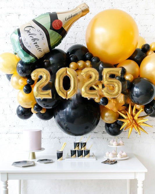 Ring in the New Year with DIY Balloon Decor! 🎈✨