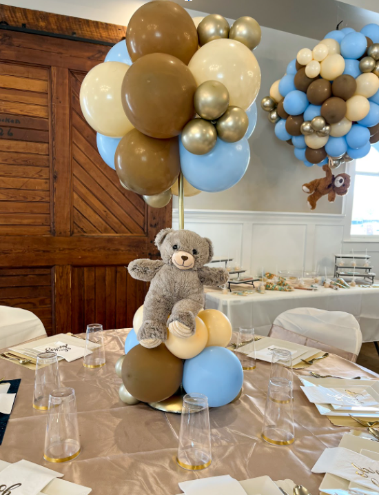 Balloon centerpieces deals
